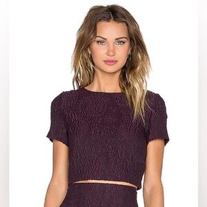 Alice + Olivia Sarina Purple Jacquard Floral Crop Top Short Sleeve Size 2